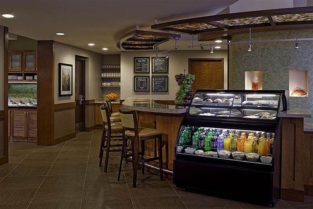 Hyatt Place Denver Airport Aurora Restaurant foto